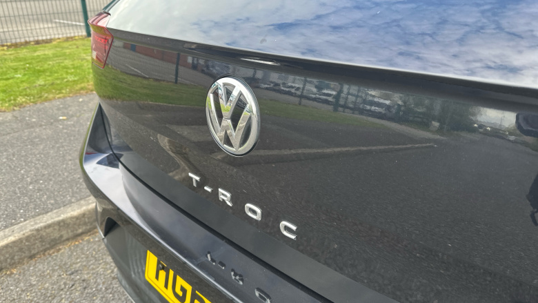 Volkswagen T-Roc 2.0 TSI 4MOTION SEL 5dr DSG Petrol Hatchback